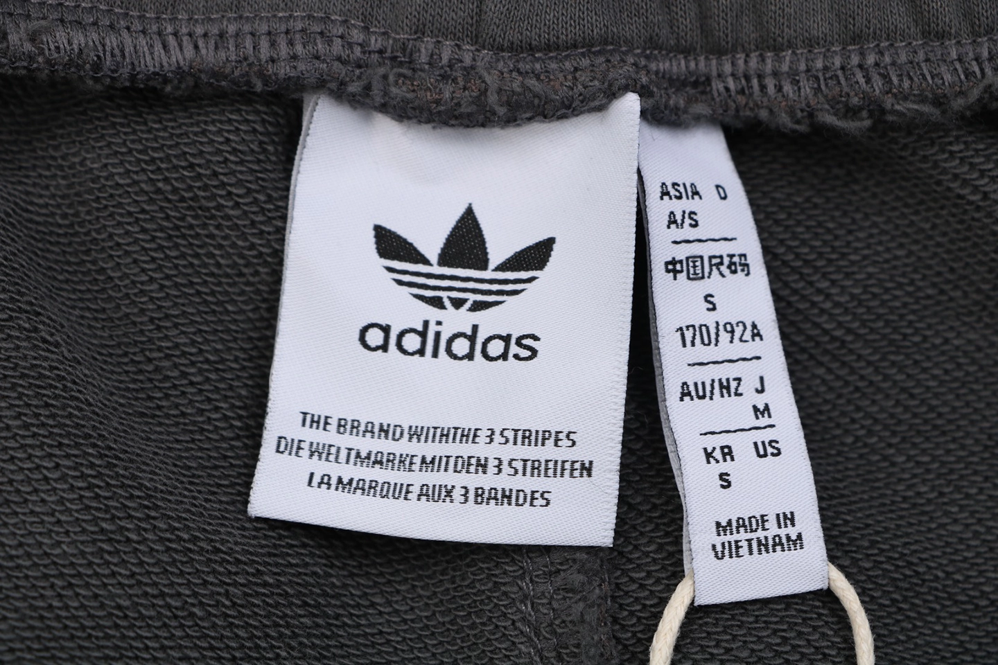 Adidas Trefoil Embroidered Washed Wide-Leg Pants Dark Grey Brand label