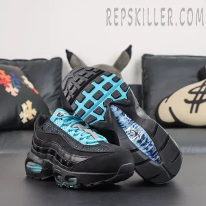 Nike Air Max 95 ‘Big Bubble - Scorpion’ outsole view featuring a black rubber outsole, icy blue traction pods and supportive midfoot shank