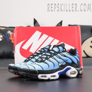 Nike Air Max Plus ‘Hyper Blue’ pair view featuring a blue gradient mesh upper, black TPU wave overlays, gold Swoosh, and white-black midsole