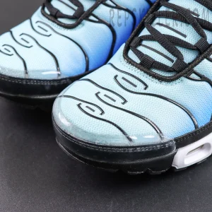 Nike Air Max Plus ‘Hyper Blue’ toe box close-up featuring light blue mesh, black TPU wave lines, and a transparent toe guard