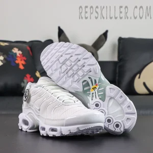 Nike Air Max Plus ‘Triple White’ outsole view featuring an all-white rubber sole, Tuned Air midfoot support, and subtle grey details