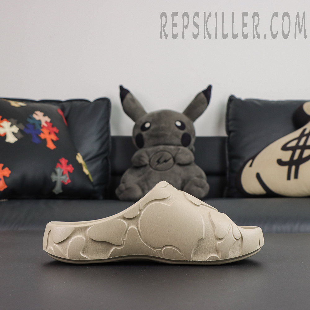BAPE Slide #1 'Beige Solid Camo'5.jpg