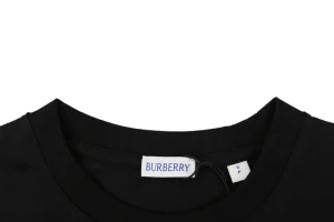 Burberry Equestrian Knight Logo Graphic T-Shirt Black Collar