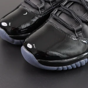 Comme des Garçons x Air Jordan 11 Retro 'Black'9.jpg