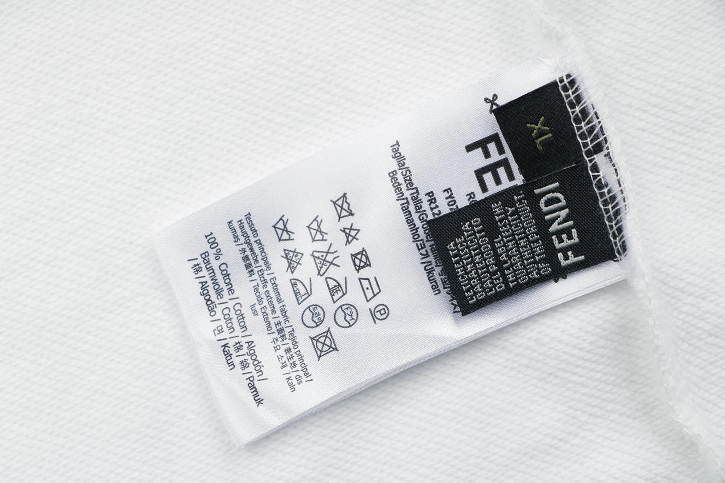 Fendi FF Dog Embroidered Crewneck Sweatshirt White Wash label