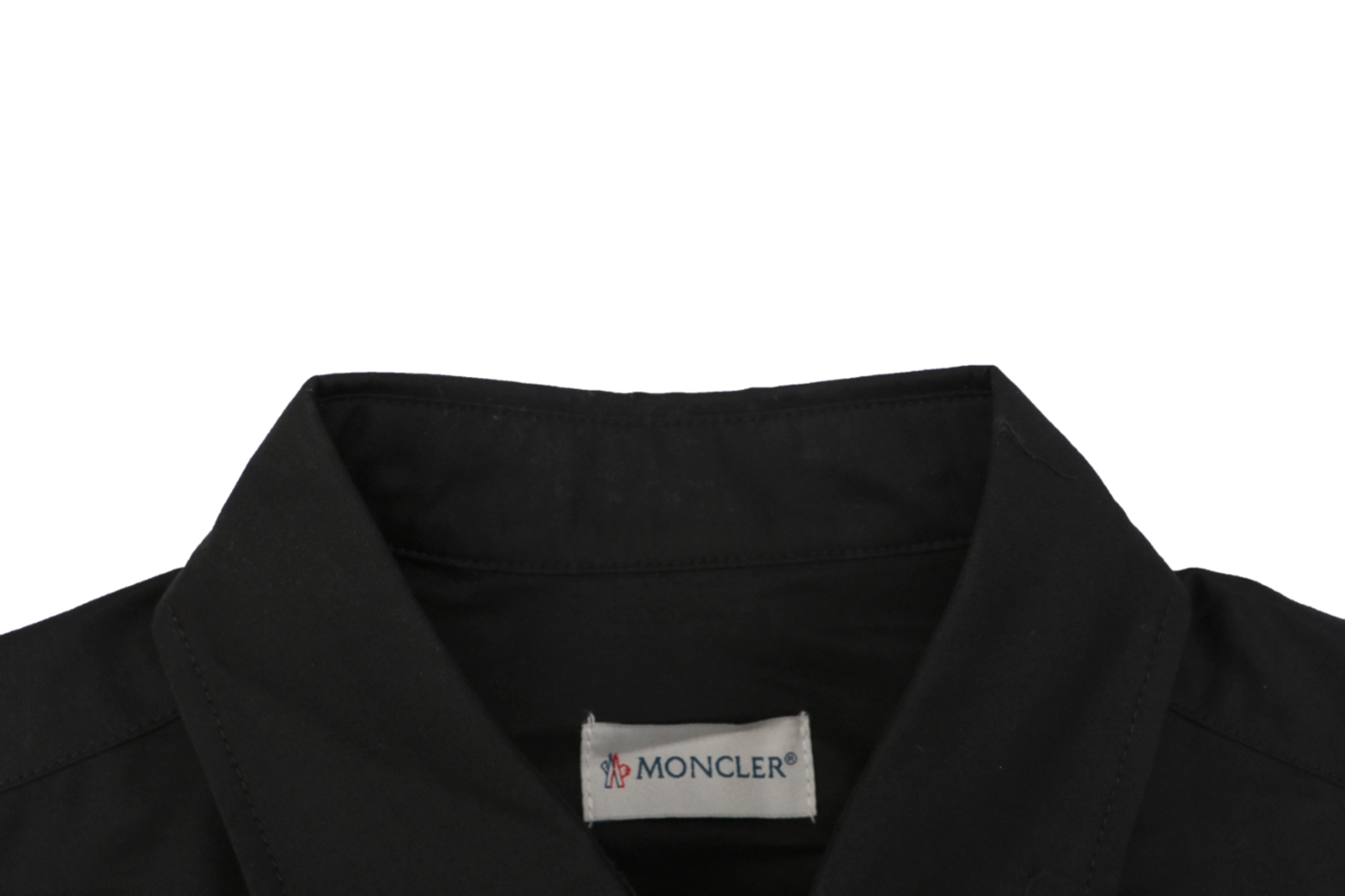 Moncler Logo Patch Double Pocket T-Shirt Black Collar
