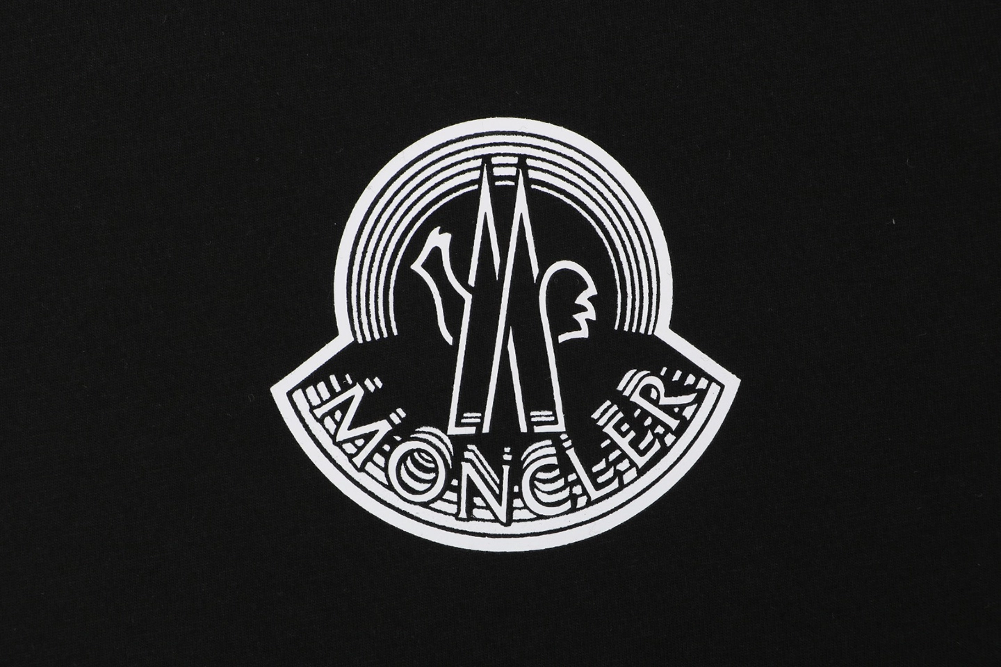 Moncler Multi Sketch M Logo Graphic T-Shirt9.jpeg