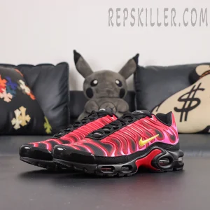 Supreme x Air Max Plus TN 'University Red'9.jpg