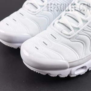 Supreme x Air Max Plus TN 'White'7.jpg