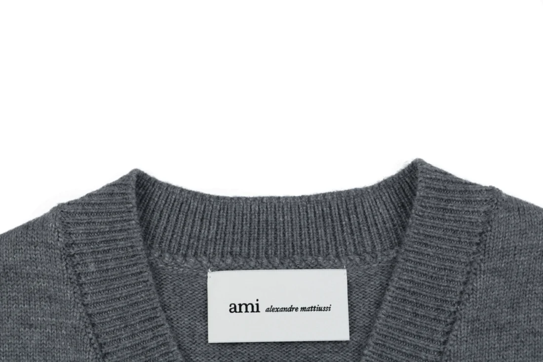 AMI Paris Ami de Coeur V-Neck Knit Vest Grey Collar
