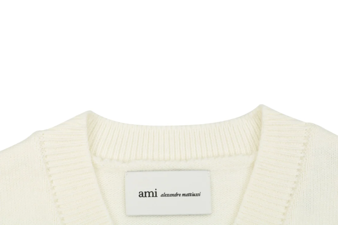 AMI Paris Ami de Coeur V-Neck Knit Vest White Collar