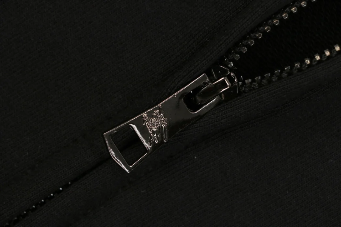 Burberry Equestrian Knight Embroidered Zip-Up Hoodie Black Zipper puller
