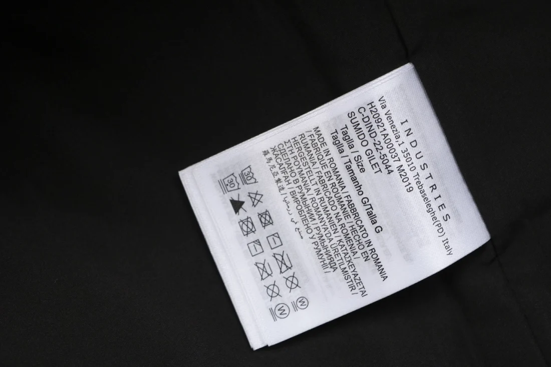 Moncler Tonal Logo Hooded Jacket Wash label