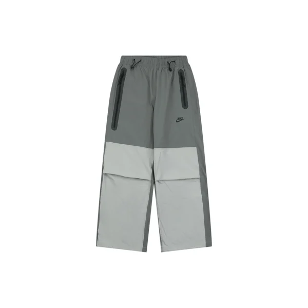 Nike Tech Wide-Leg Utility Pants Grey Front view