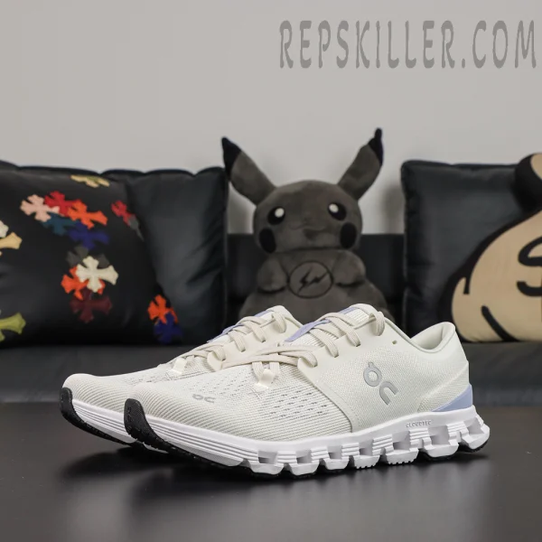 ON Cloud X 4 'Ivory/Nimbus'