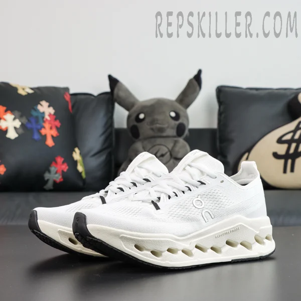 ON Cloudsurfer Max 'Triple White'