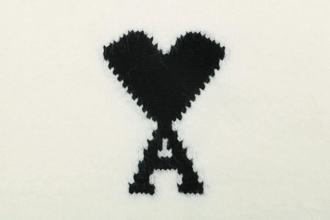 AMI Paris Ami de Coeur Heart Logo Crewneck Sweater Brand