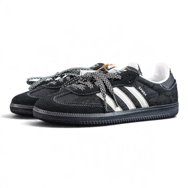 Adidas Originals Samba OG ‘Black Lace’