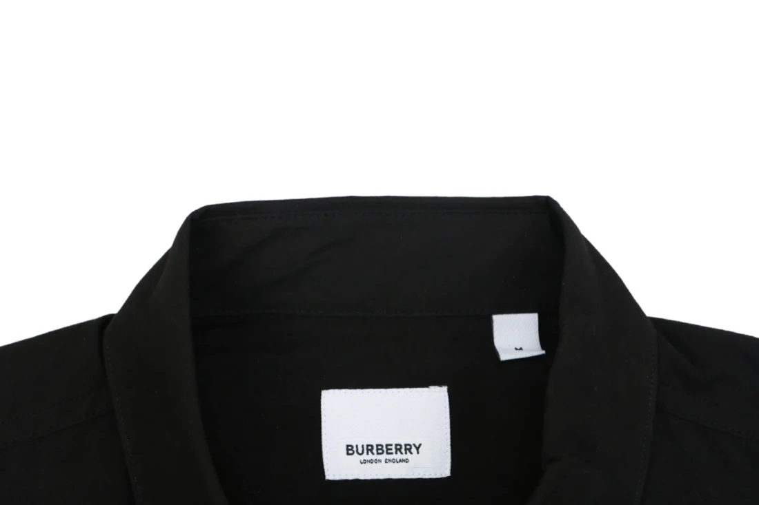 Burberry Equestrian Knight Patch Shirt Collar