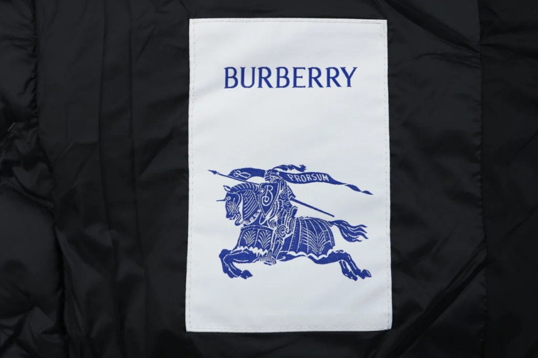Burberry Kelsey Diamond Quilted Knit Sleeve Down Jacket Black Brand label