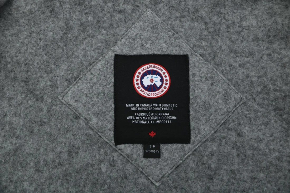 Canada Goose Wool Fleece Stand Collar Zip-Up Jacket Grey Brand label