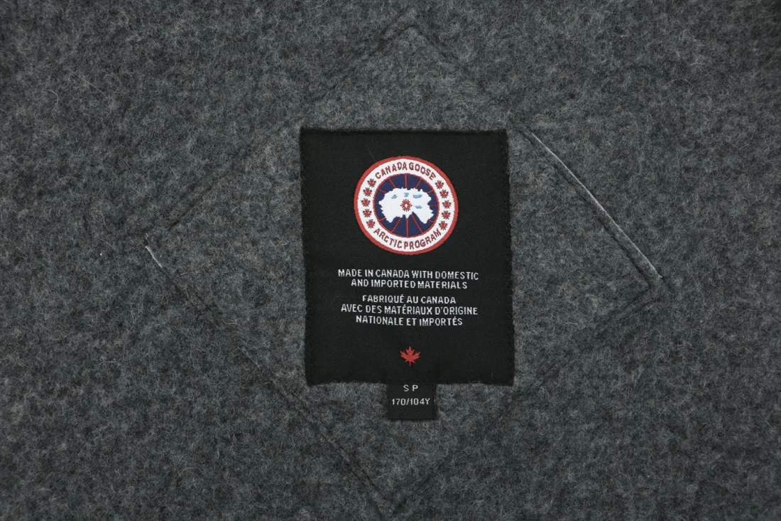 Canada Goose Wool Fleece Stand Collar Zip-Up Jacket Black Brand label