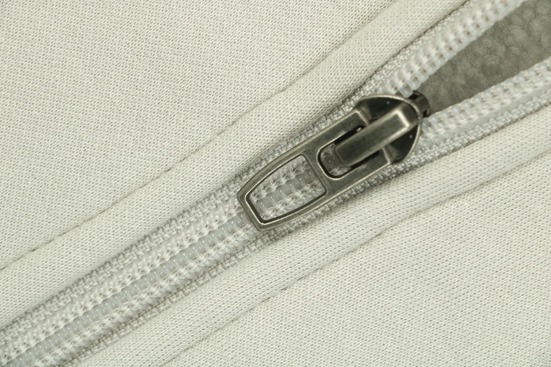Lululemon Signature Embroidered Logo Oversized Full Zip Hoodie Green Zipper puller