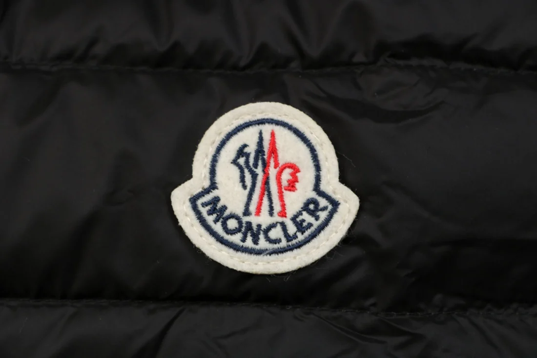 Moncler Lans Women’s Lightweight Down Puffer Jacket Black Brand label