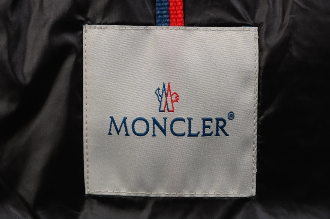 Moncler Serine Short Hooded Down Jacket Black Brand label