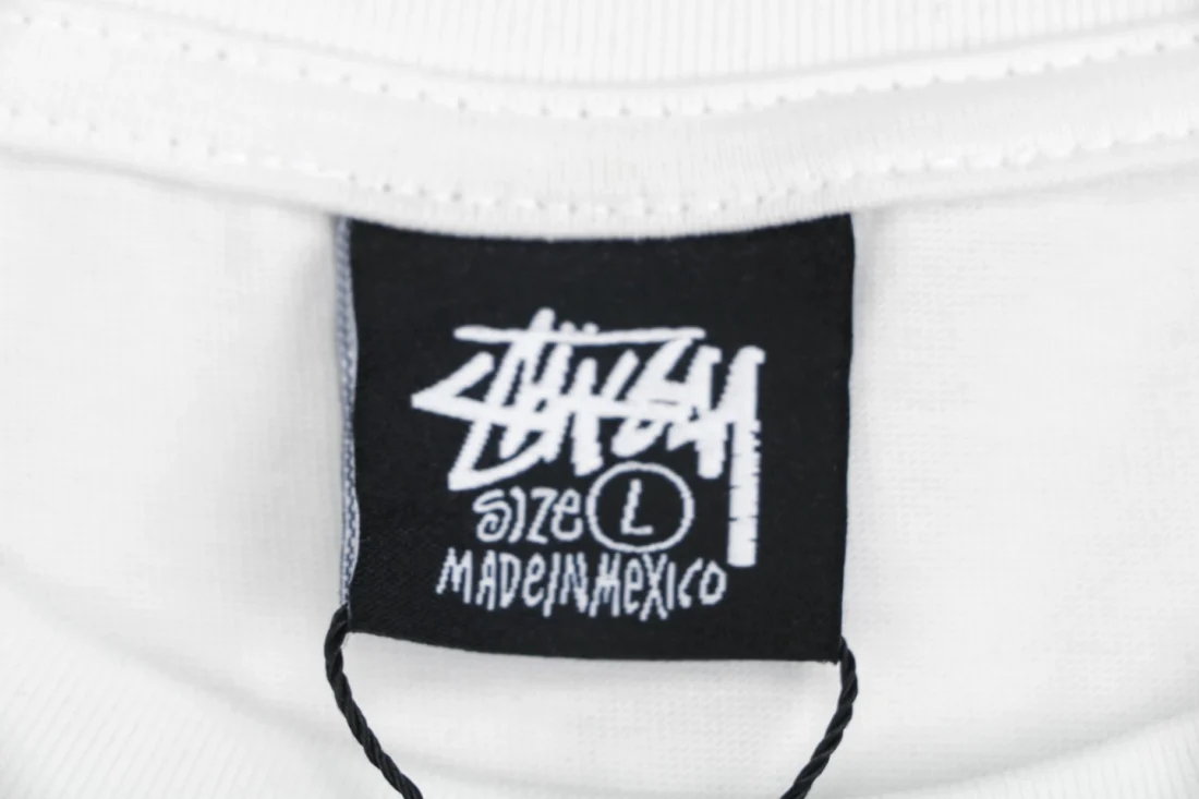 Stussy Dog Portrait Graphic Print Shirt White Brand label